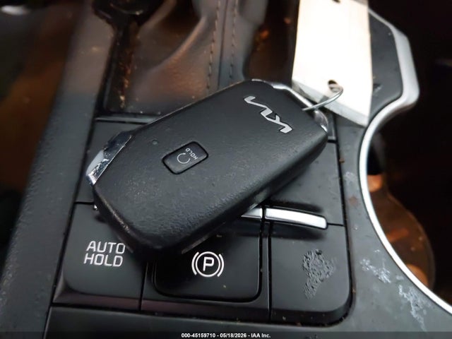 Kia K5 Lxs