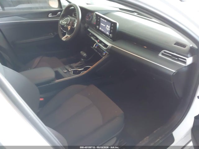 Kia K5 Lxs