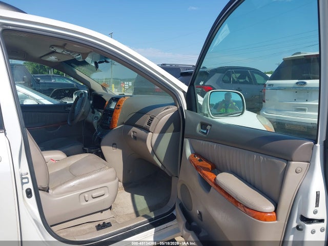 Toyota Sienna Xle