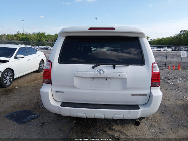 Toyota 4Runner Limited V6