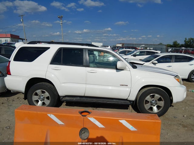 Toyota 4Runner Limited V6