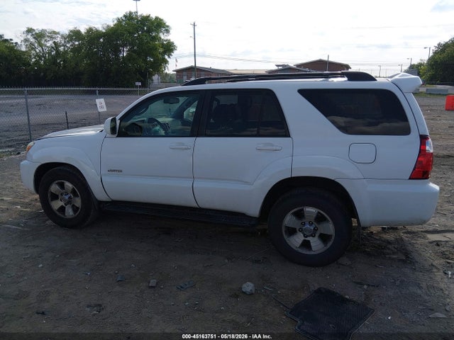 Toyota 4Runner Limited V6