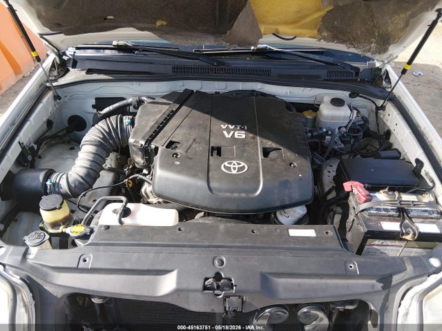 Toyota 4Runner Limited V6