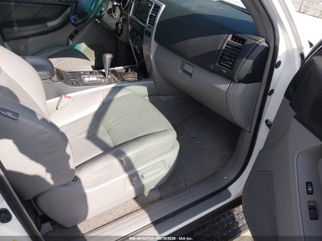 Toyota 4Runner Limited V6