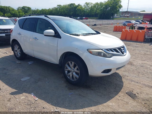 Salvage Nissan Murano Image