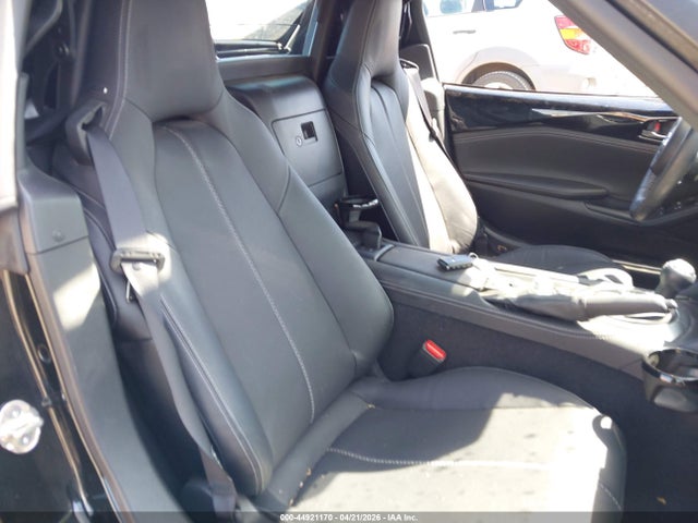 Mazda MX-5 Miata RF Grand Touring