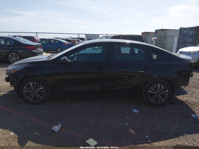 Kia Forte Lxs