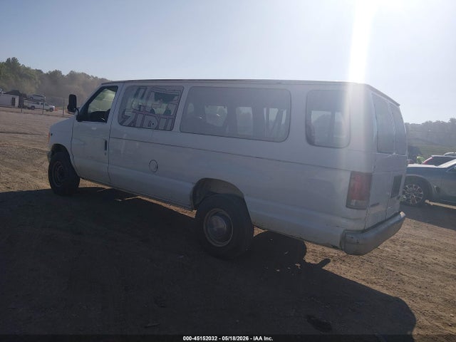 Ford Super Club Wagon