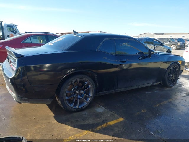 Dodge Challenger 392 Hemi Scat Pack Shaker