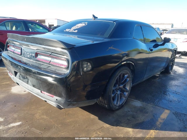 Dodge Challenger 392 Hemi Scat Pack Shaker