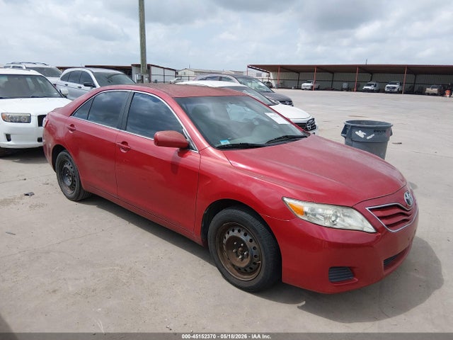 Salvage Toyota Camry Image