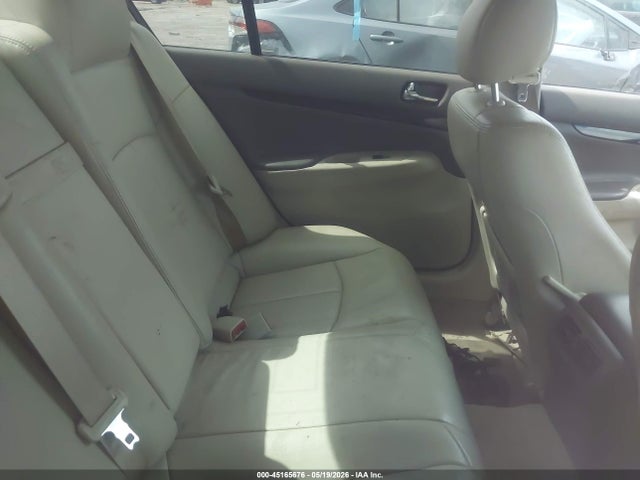 INFINITI G37 Journey
