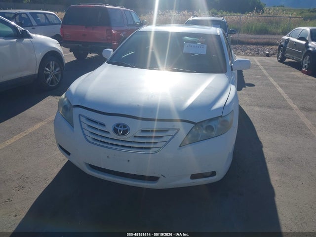 Toyota Camry Xle V6