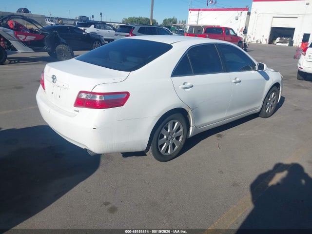 Toyota Camry Xle V6