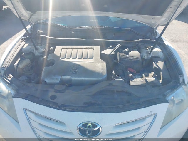 Toyota Camry Xle V6