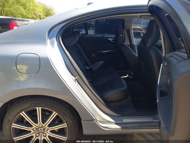 Volvo S60 Inscription T5