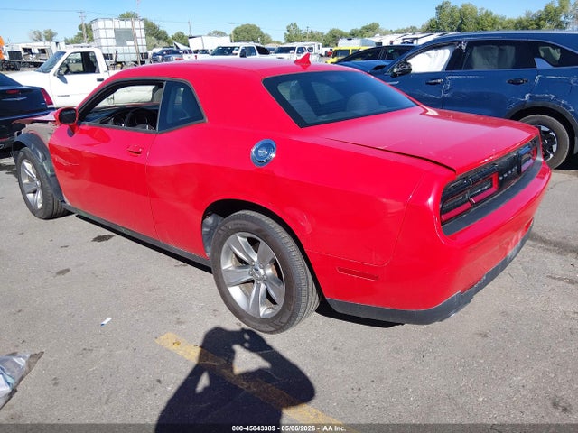 Dodge Challenger Sxt