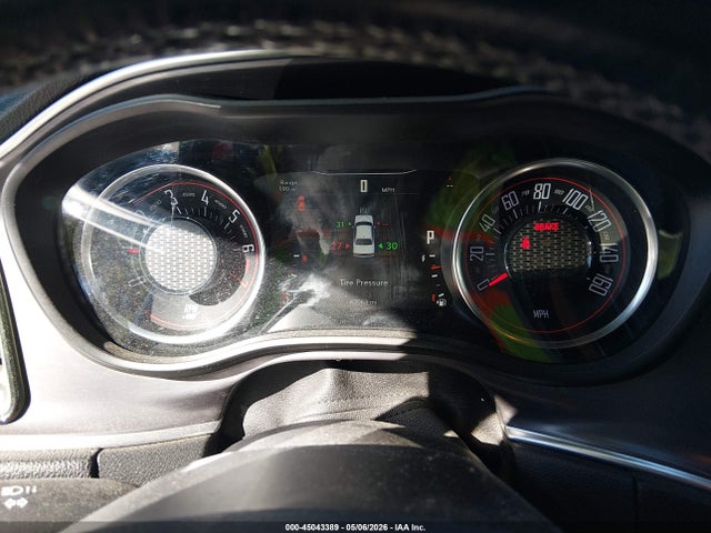 Dodge Challenger Sxt