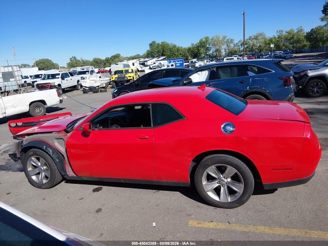 Dodge Challenger Sxt