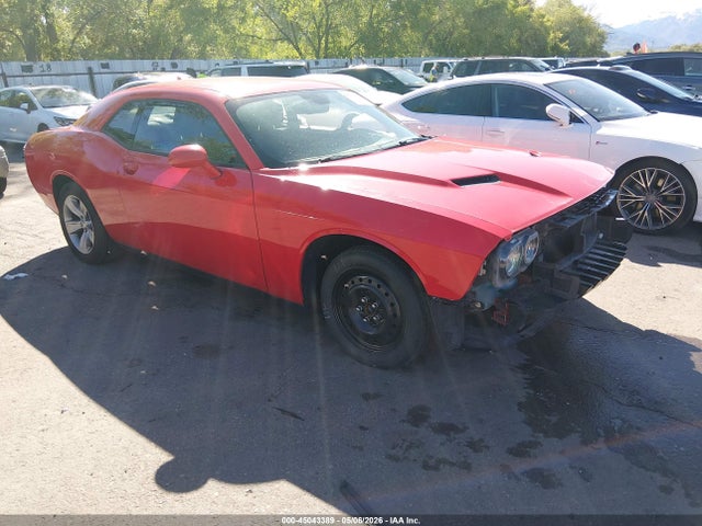 Salvage Dodge Challenger Image
