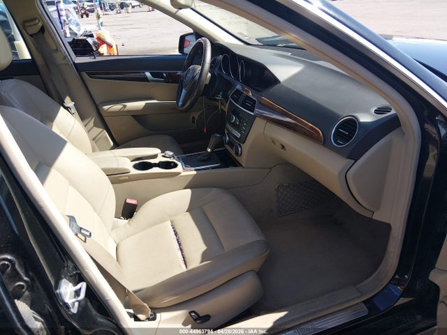 Mercedes-Benz C-Class Sport 4matic