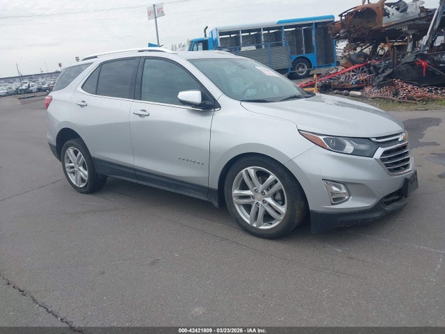 Salvage Chevrolet Equinox Image