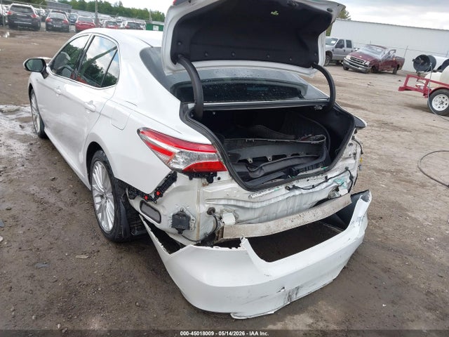 Toyota Camry Xle Hybrid