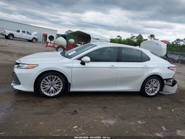 Toyota Camry Xle Hybrid