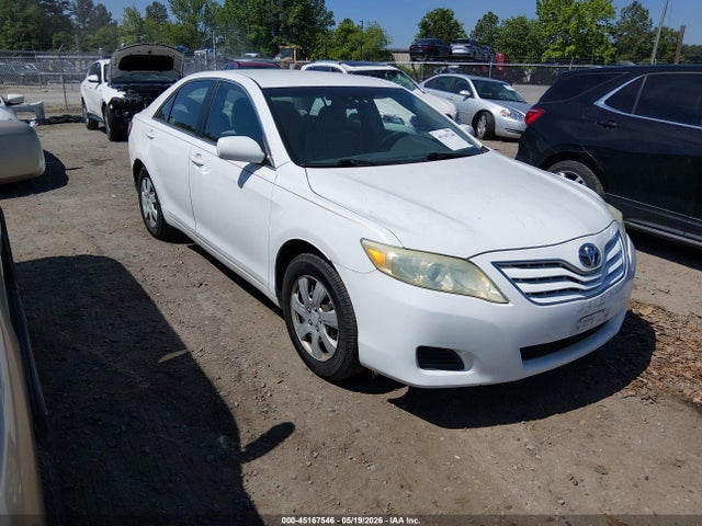Salvage Toyota Camry Image