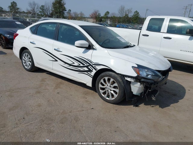 Salvage Nissan Sentra Image