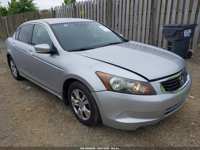 Salvage Honda Accord Image