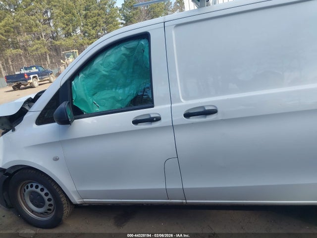 Mercedes-Benz Metris