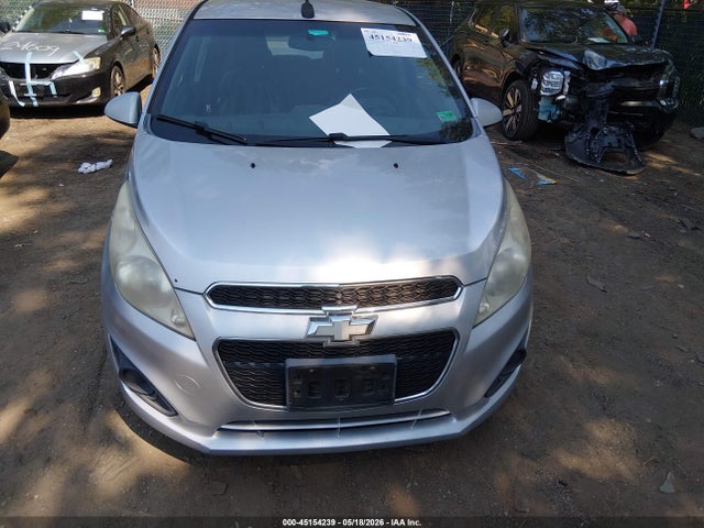 Chevrolet Spark 1lt Auto