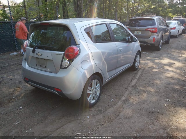 Chevrolet Spark 1lt Auto
