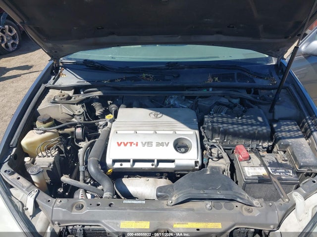Toyota Camry Xle V6