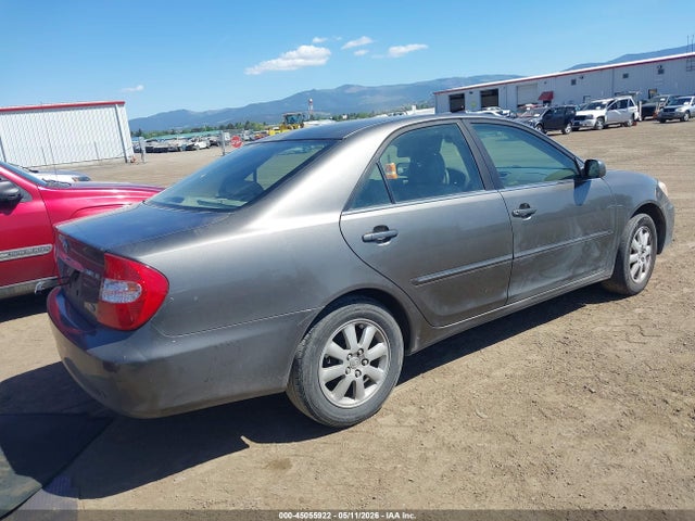 Toyota Camry Xle V6
