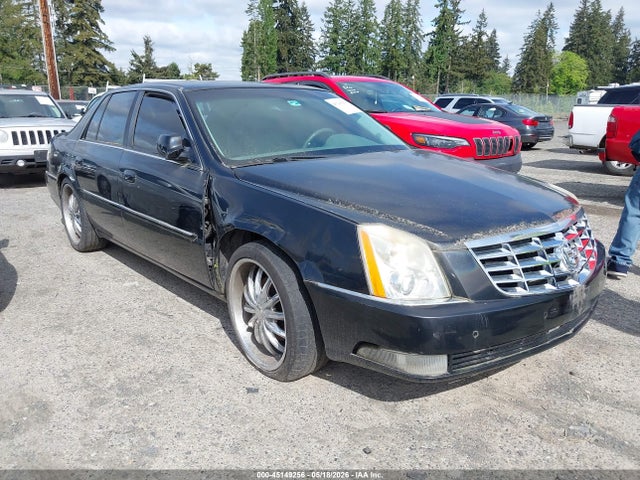 Salvage Cadillac DTS Image