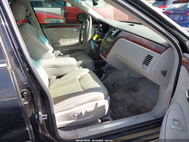 Cadillac DTS Standard