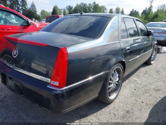 Cadillac DTS Standard