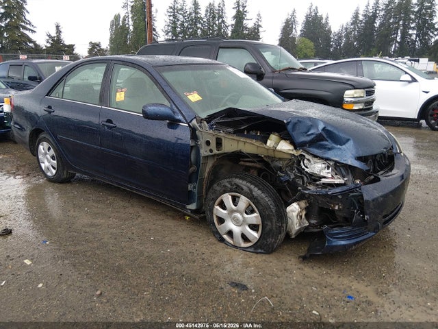 Salvage Toyota Camry Image