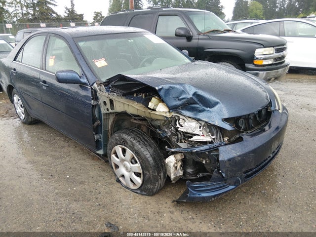 Toyota Camry Le
