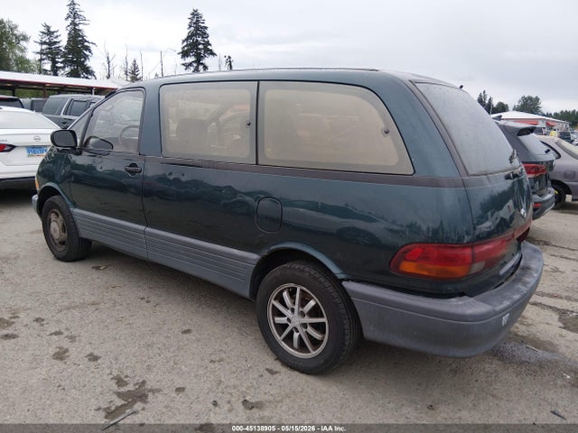 Toyota Previa Le
