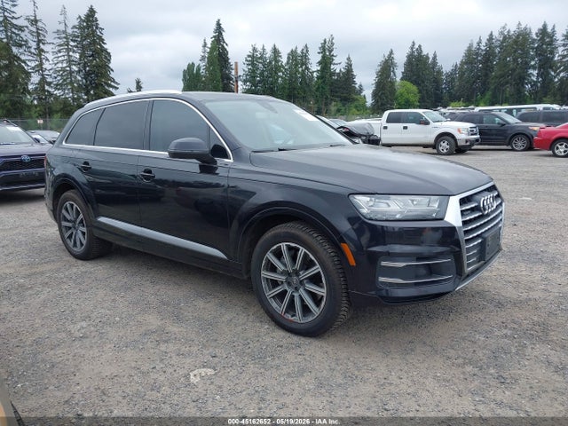 Salvage Audi Q7 Image