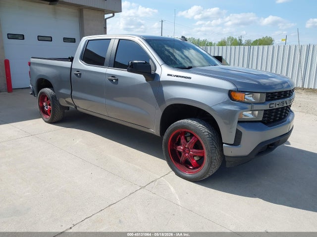 Salvage Chevrolet Silverado 1500 Image