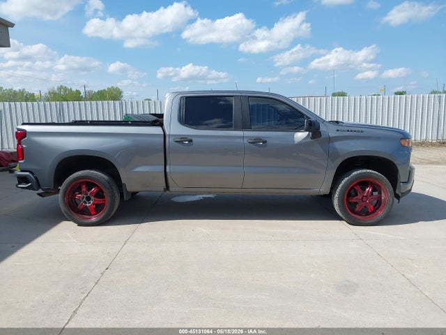 Chevrolet Silverado 1500 4wd  Standard Bed Custom