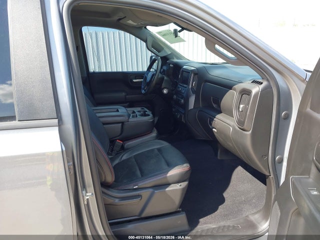 Chevrolet Silverado 1500 4wd  Standard Bed Custom