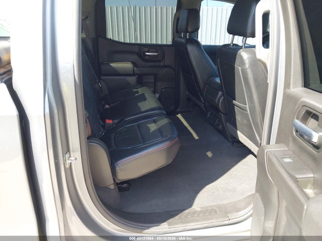 Chevrolet Silverado 1500 4wd  Standard Bed Custom