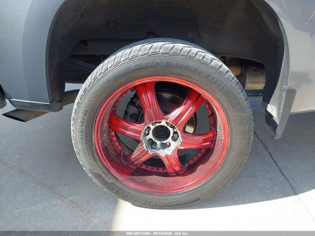 Chevrolet Silverado 1500 4wd  Standard Bed Custom