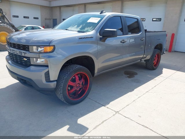 Chevrolet Silverado 1500 4wd  Standard Bed Custom