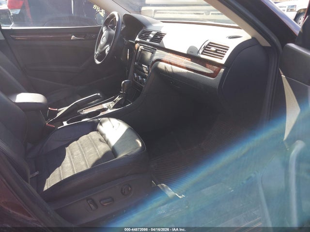 Volkswagen Passat 2.0l Tdi Sel Premium